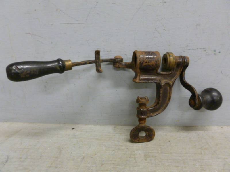 lot 59 image: Antique Reloading Tool