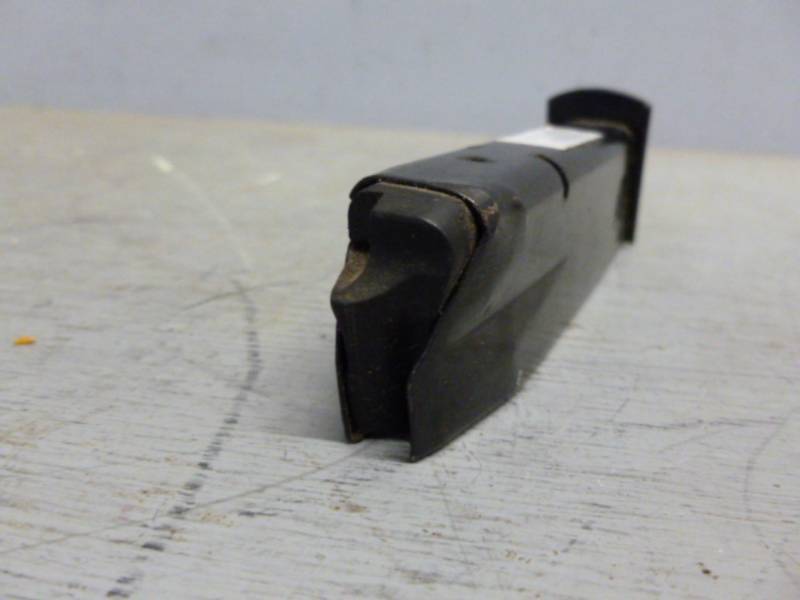 lot 131 image: Gun Clip
