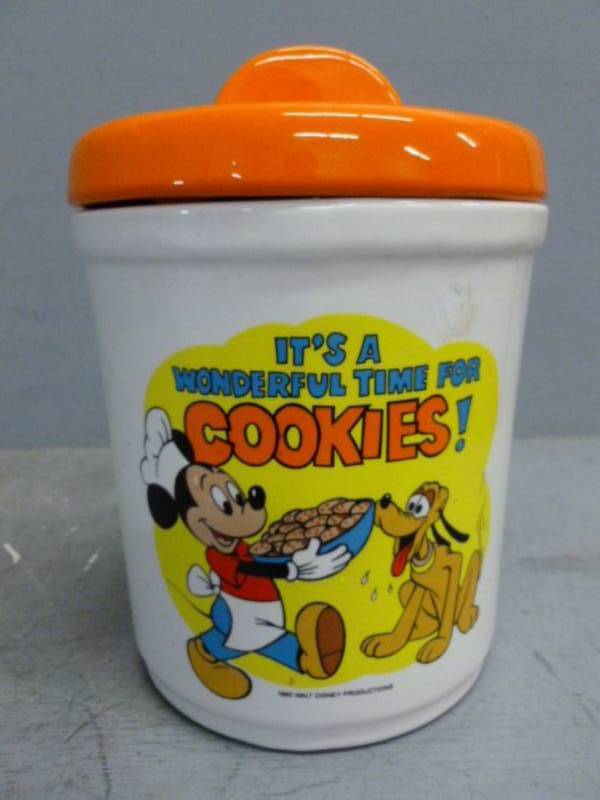 lot 153 image: Collectible