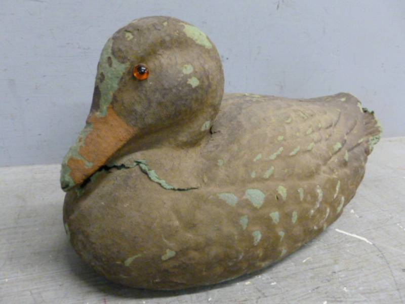 lot 180 image: Vintage Duck Decoy