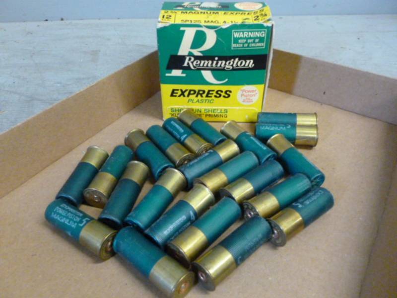 lot 225 image: Vintage Ammo