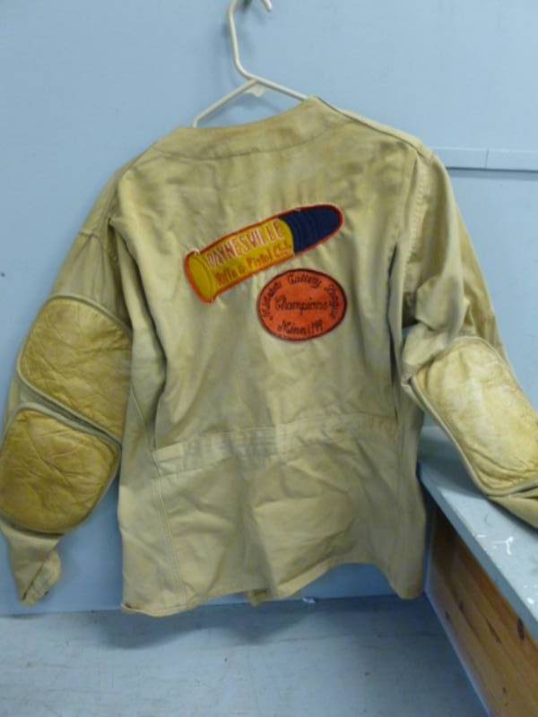 lot 256 image: Vintage Sportsman Jacket