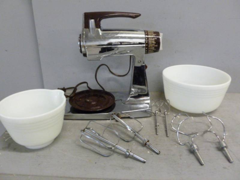 lot 276 image: Kitchen Mixer