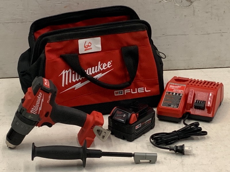 lot 60 image: Milwaukee FUEL M18 Brushless Cordle...