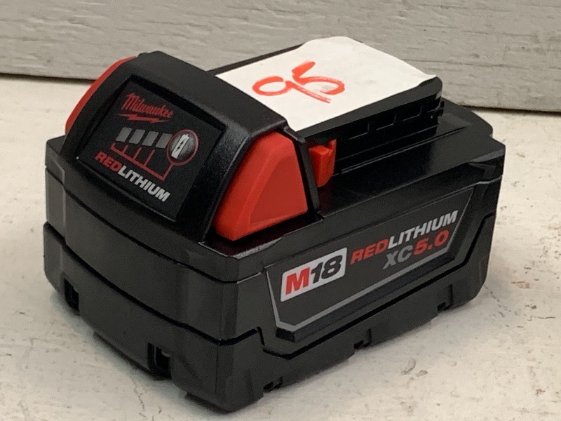 lot 95 image: Milwaukee M18 REDLITHIUM-XC  Extend...