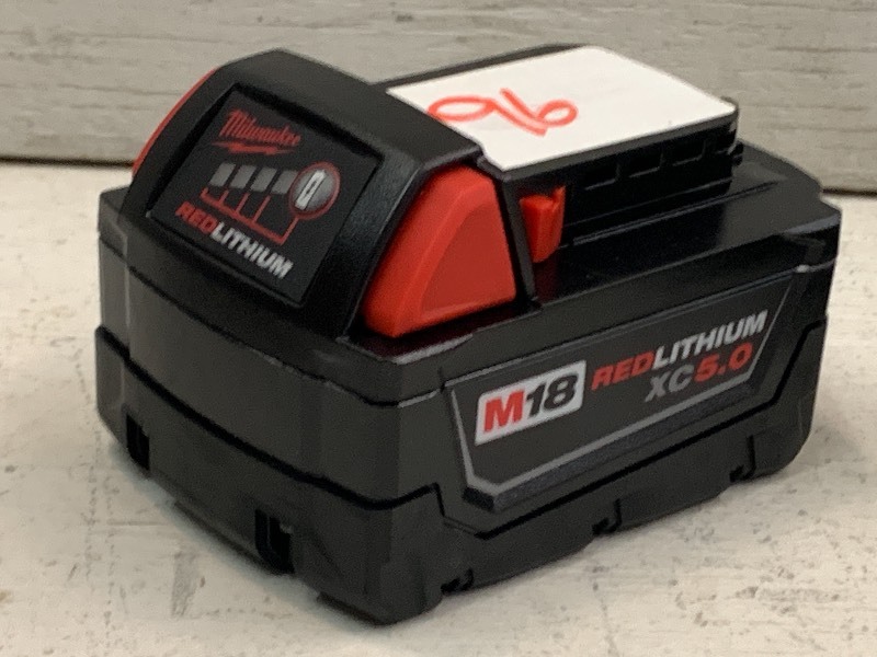 lot 96 image: Milwaukee M18 REDLITHIUM-XC  Extend...