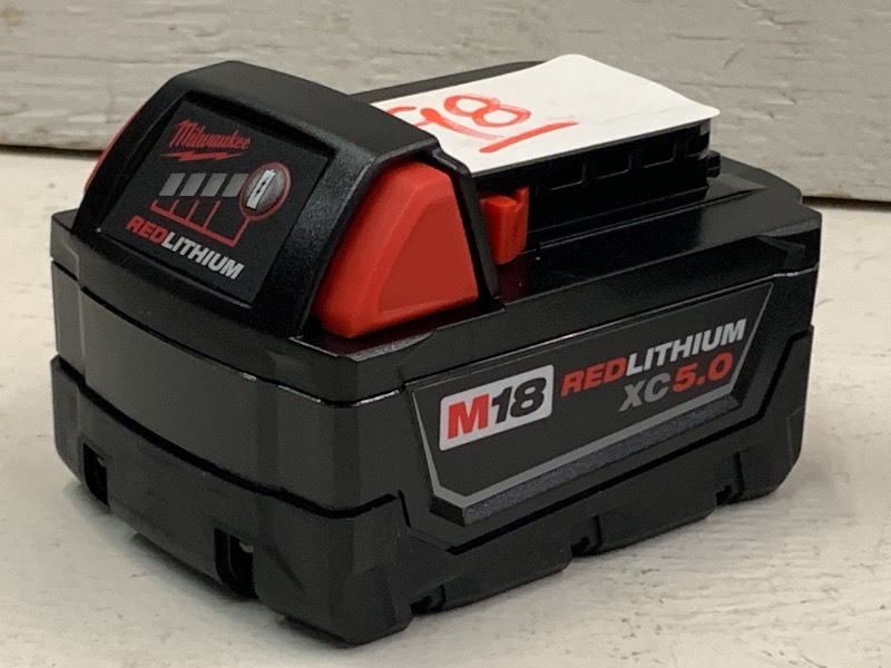 lot 98 image: Milwaukee M18 REDLITHIUM-XC  Extend...