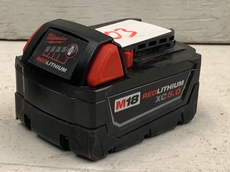 lot 103 image: Milwaukee M18 REDLITHIUM-XC  Extend...