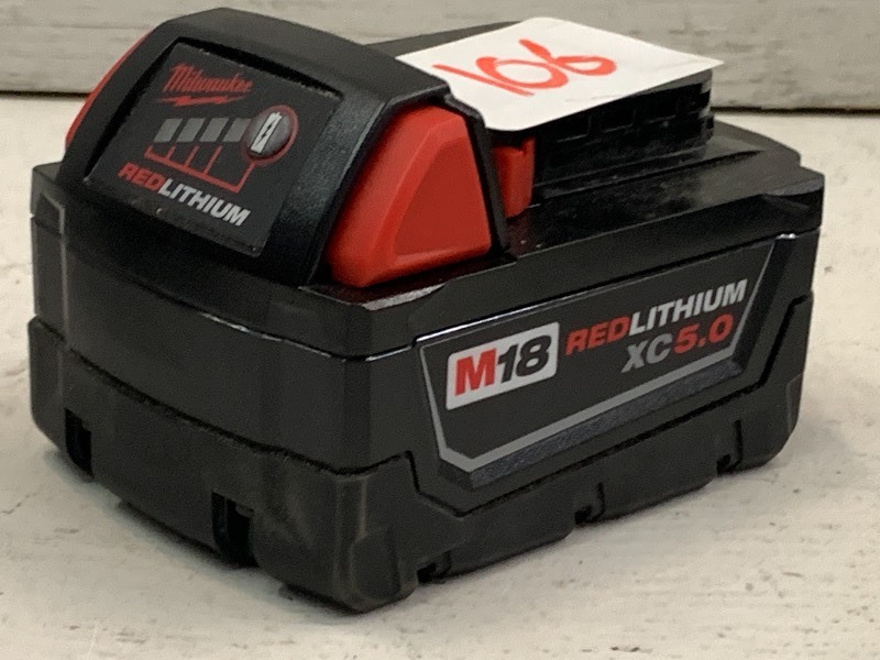 lot 106 image: Milwaukee M18 REDLITHIUM-XC  Extend...