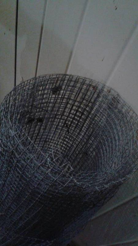 lot 29 image: Roll Of Garden Fencing