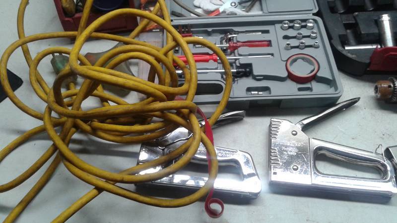 lot 49 image: Bin Filled With Different Tools, Untested