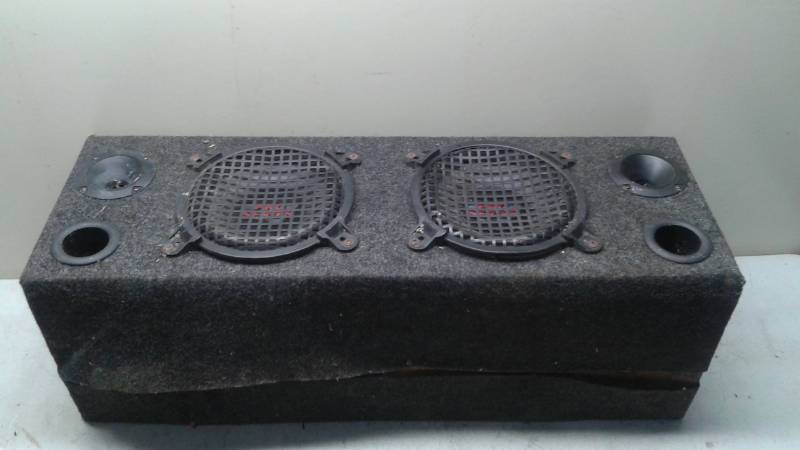 lot 60 image: Speaker Box And Subs, Untested