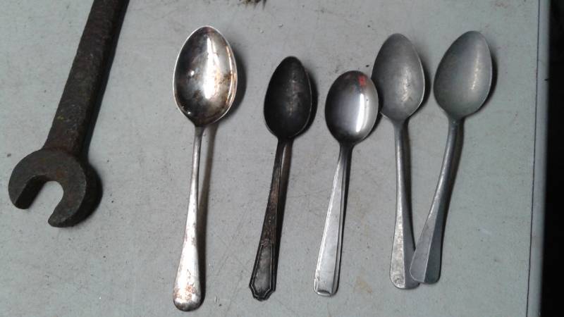 lot 95 image: Lot Of Vintage Silverware And Silver Plated Items