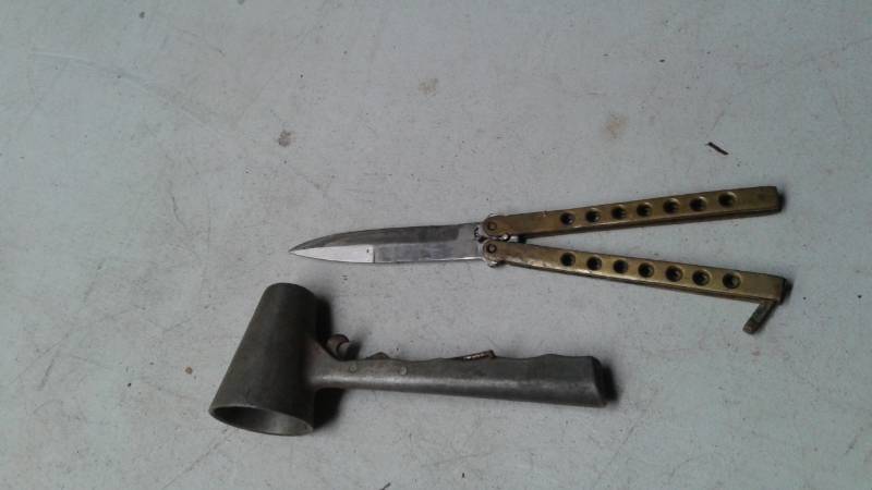 lot 106 image: Lot Of Small Items, Butterfly Knife