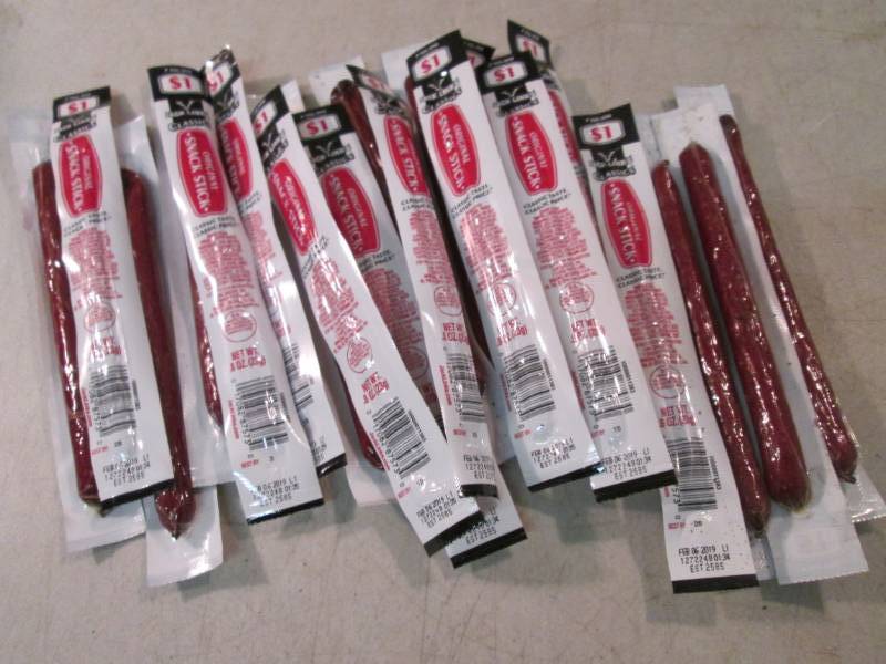 lot 90 image: 20 Jack Links Original Snack Sticks...