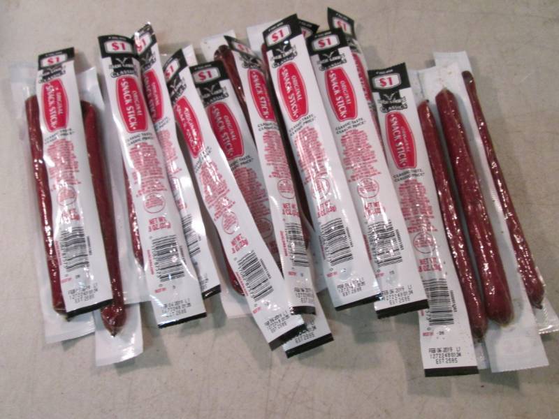 lot 93 image: 20 Jack Links Original Snack Sticks...