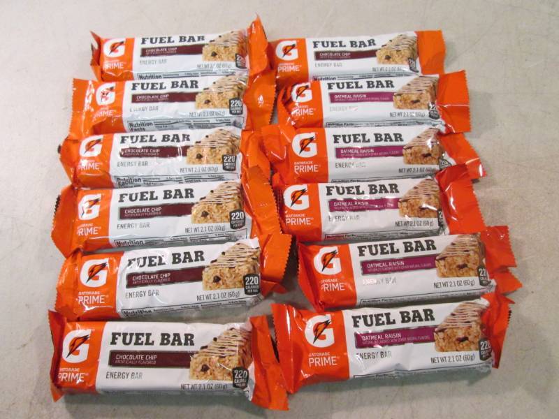 lot 106 image: 12 Fuel Bar Chocolate Chip and Oatm...