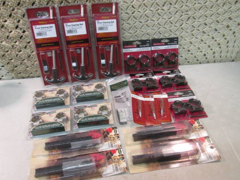 lot 135 image: Lot of Assorted Gun Scope Mounting ...