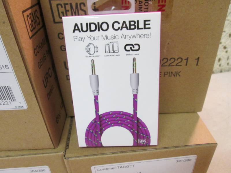 lot 150 image: Lot of 48 36 Braided Audio Cables ...