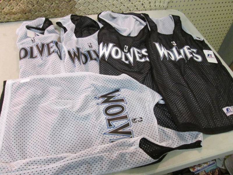 lot 192 image: Lot of 5 Russell Athletics NBA Wolv...