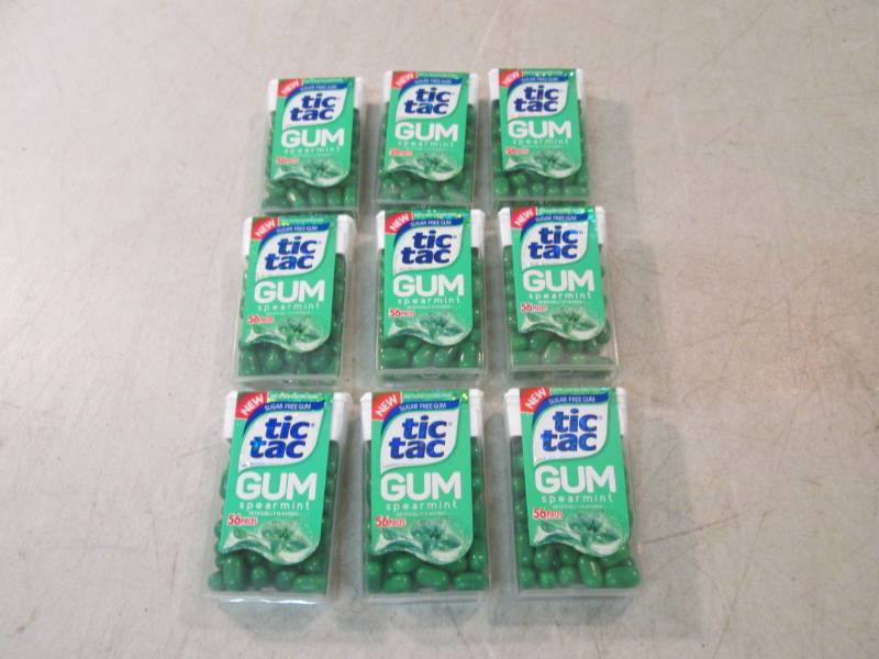 lot 206 image: 9 Packs of Tic Tac Spearmint Gum Be...