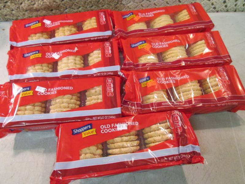 lot 210 image: 7 Packs of Old Fashioned Cookies Ma...