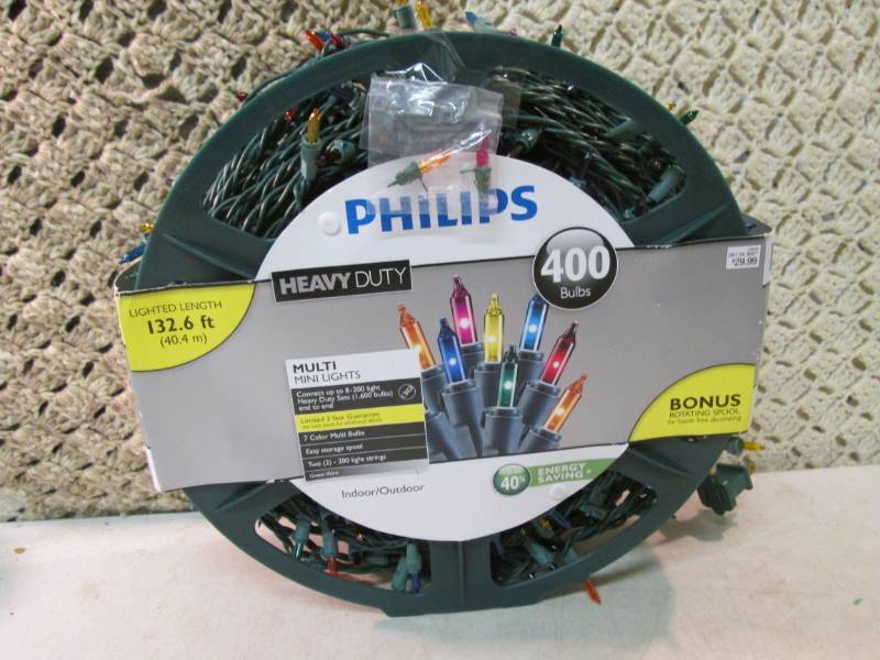 lot 217 image: 400 Bulb Roll of Heavy Duty Indoor...