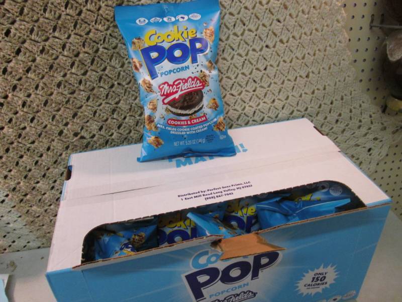 lot 255 image: Case of 12 Bags of Cookie Pop Popco...