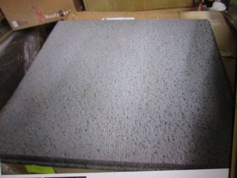 lot 270 image: 7 Cases USG 414 Frost ClimaPlus Cei...