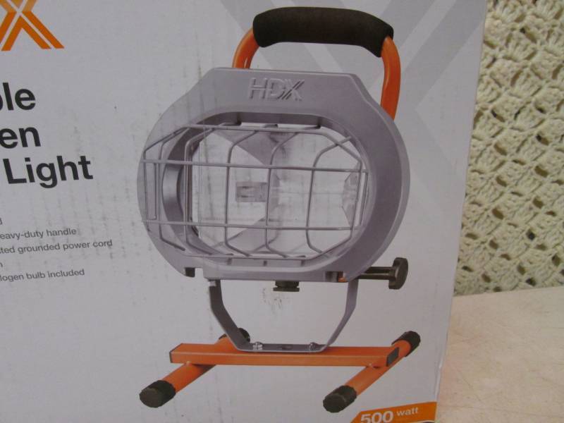 lot 16 image: HDX 500-Watt Portable Halogen Work ...