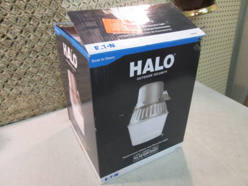 lot 26 image: Halo 65-Watt Metallic Outdoor Fluor...