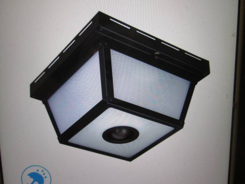 lot 34 image: Hampton Bay 360 degree Square 4-Lig...