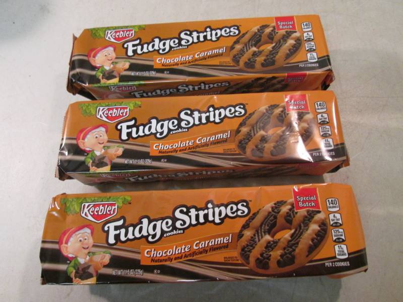 lot 59 image: 3 Packs of Keebler Special Batch Fu...