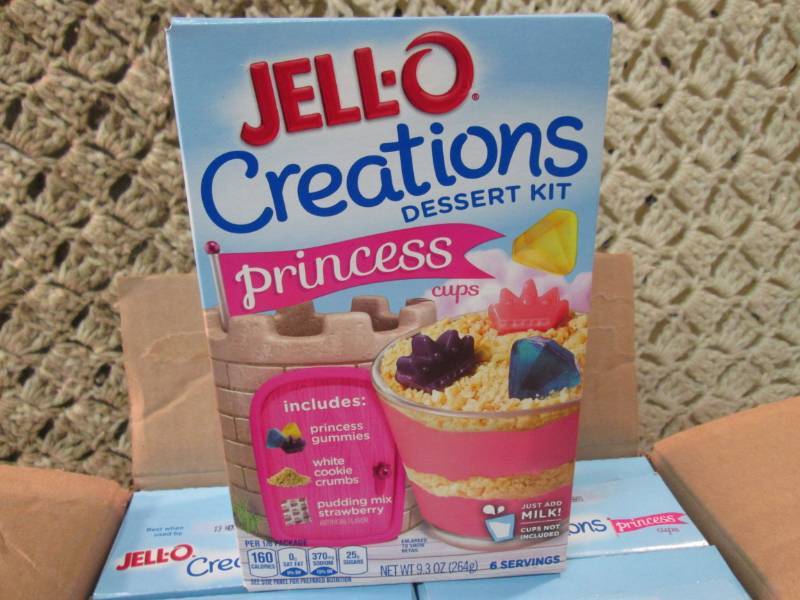 lot 62 image: Case of 6 Boxes of Jell-O Creations...