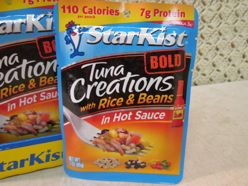 lot 95 image: 12 Pouches of Starkist Bold Tuna Cr...