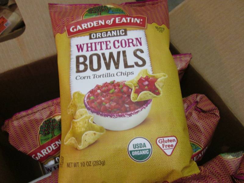 lot 105 image: 9 Large Bags of Organic White Corn ...