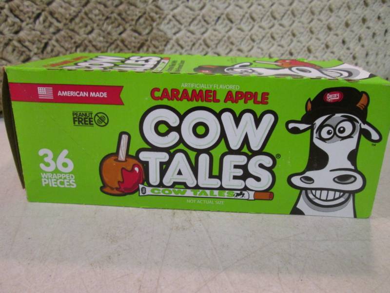 lot 122 image: Box of 36 Caramel Apple Cow Tales B...