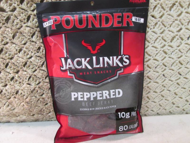 lot 128 image: 1 Pound Bag of Jack Links Peppered ...