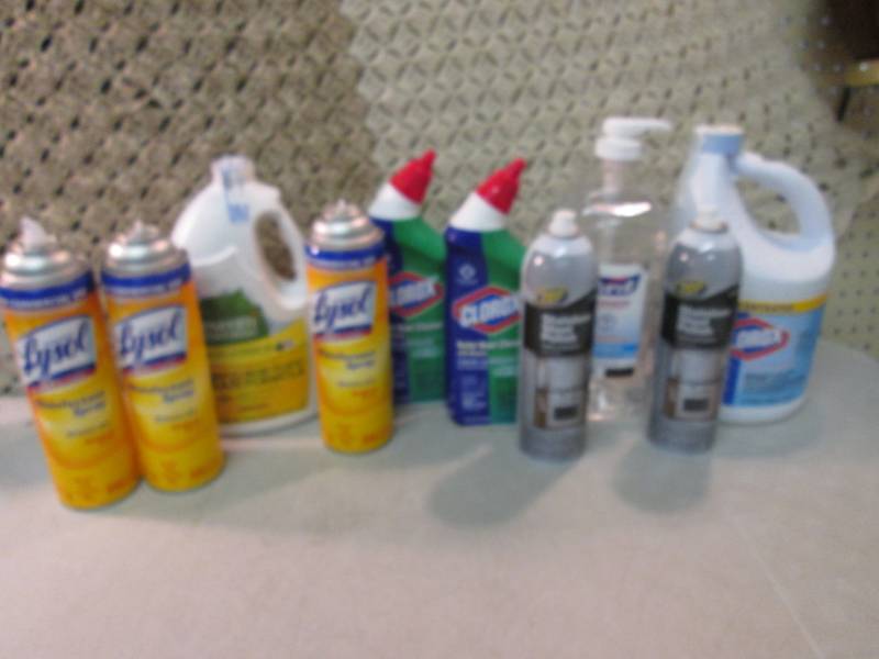 lot 149 image: Lot of Assorted Cleaners  RM3...