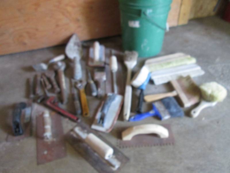 lot 163 image: Lot of Misc Tools in a 5 Gallon Buc...