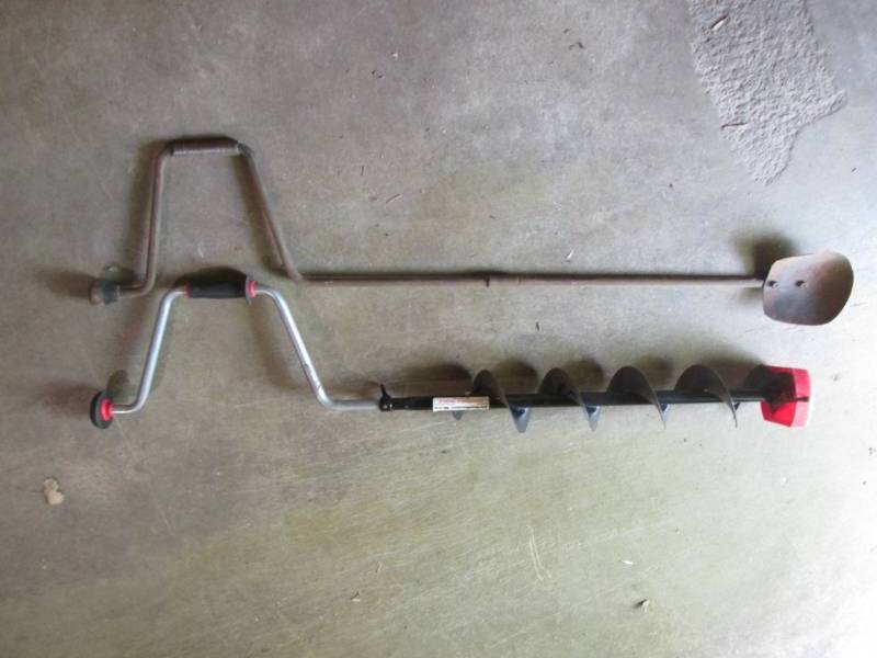 lot 175 image: Vintage and Modern Ice Augers  UC-1...