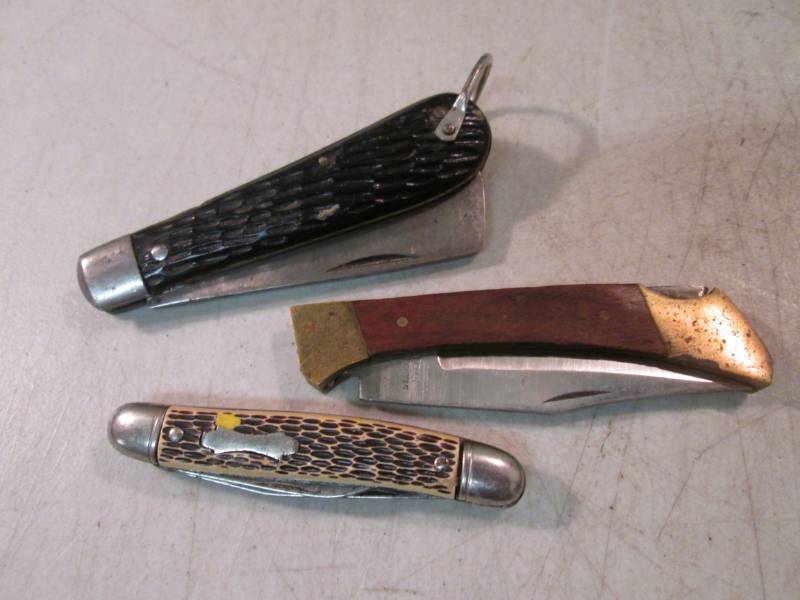 lot 292 image: Lot of 3 Vintage Pocket Knives  E-1...