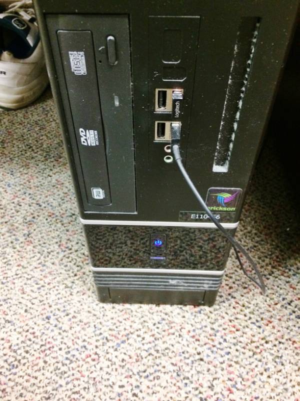 lot 16 image: WOW Desktop PC Computer Reset To Factory Windows 7 Professional,&nbspVIZIO M261VP 26-Inch 1080p LED LCD HDTV&nbspRemote, Keyboard, Mouse - All Excellent Working Condition  