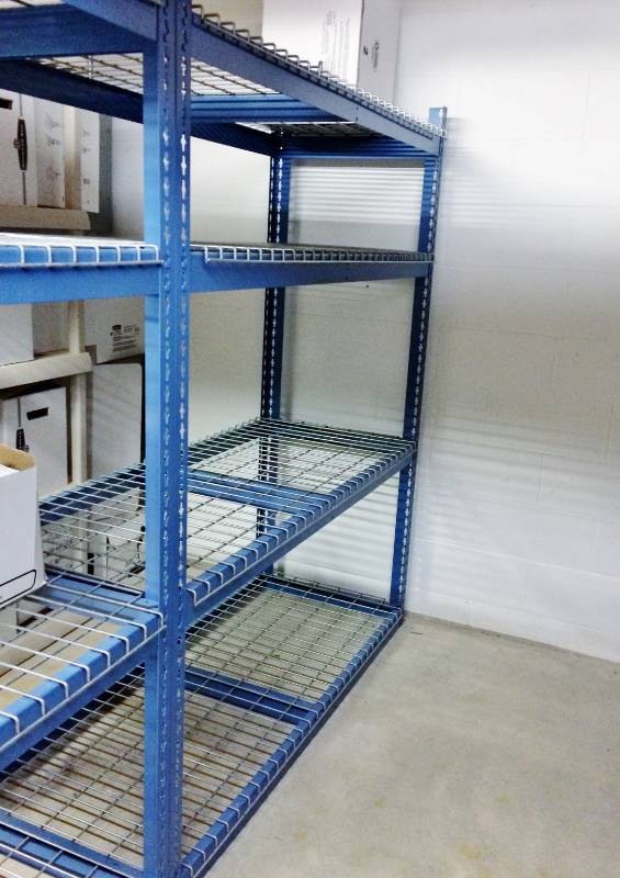 lot 37 image: Commercial 4 Shelf Pallet Racking System 6x2x5 - Like New Condition - Contents Not Included 