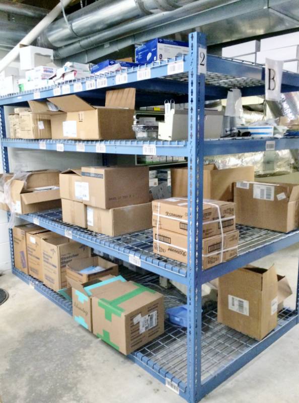 lot 43 image: Commercial 4 Shelf Pallet Racking System 6x4x8 - Like New Condition - Contents Not Included 