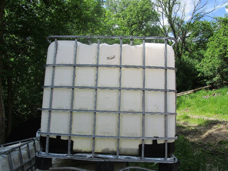 265 Gallon Storage Container
