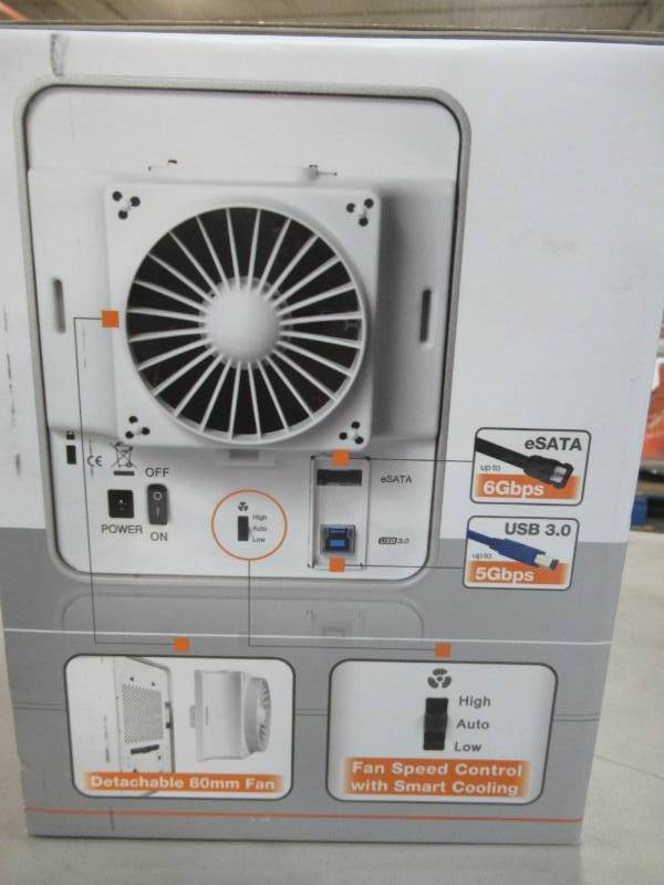 lot 64 image: ICY DOCK Quad Bay 2.5 3.5 SATA HDDSSD USB 3.0eSATA External JBOD Hard Drive Enclosure - Black - New in Box