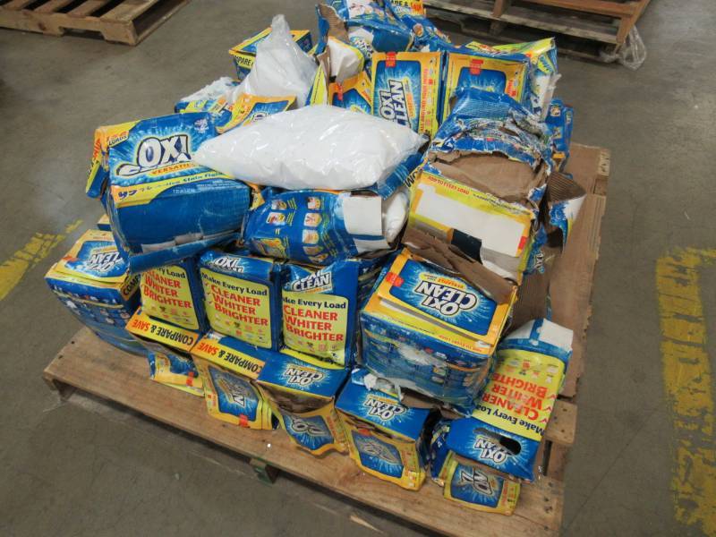 lot 82 image: Pallet of OxiClean 115.5 oz. Versatile Stain Remover Approximately 50 Boxes.