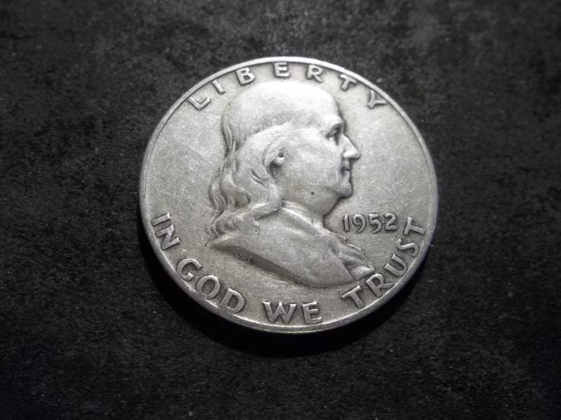 lot 89 image: 1952 S Franklin Half Dollar