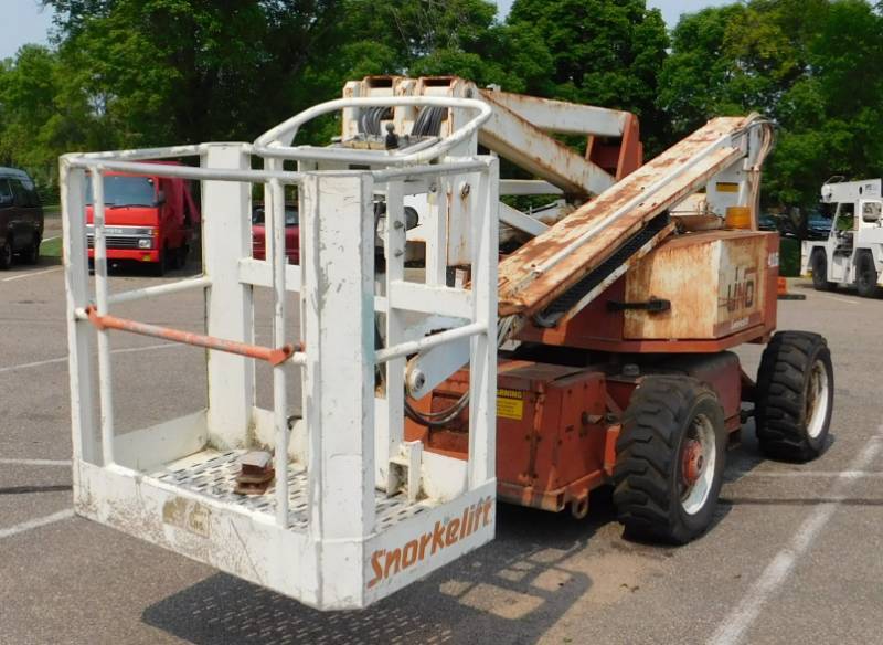 lot 8 image: Snorkel Man Lift UNO-41G Rough Terrain Boom Lift